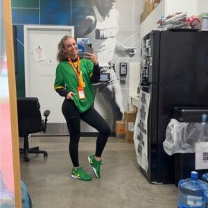 Nike Run Swift Leggings size Small